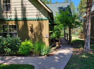 4669 Marsh Hawk Dr, Klamath Falls, OR 97601