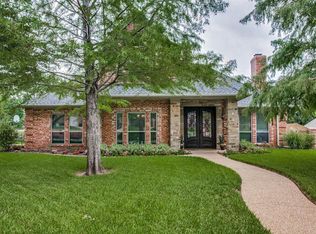 5303 Vicksburg Dr, Arlington, TX 76017