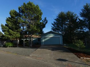 145 Spruce Ct, Depoe Bay, OR 97341