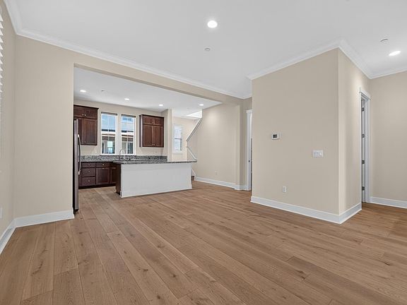 4th image of 37385 Bay Crest Rd