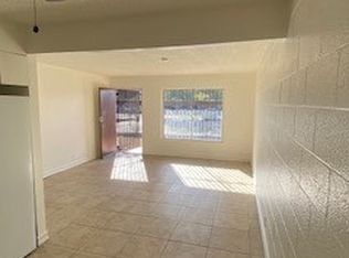 585 S Royal Crest Cir Unit 16, Las Vegas, NV 89169