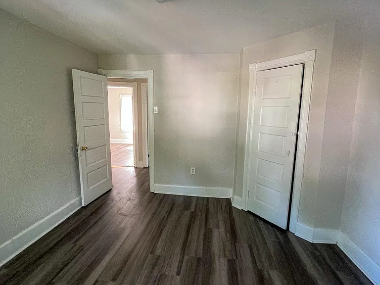 103 Newell Ave — Photo 13