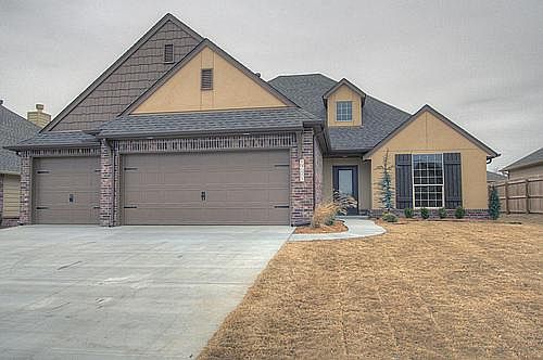 Beautiful New Home with Builder home warranty 