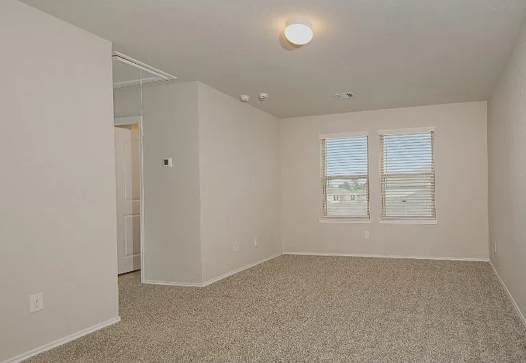 13824 Rock Island Trl — Photo 17