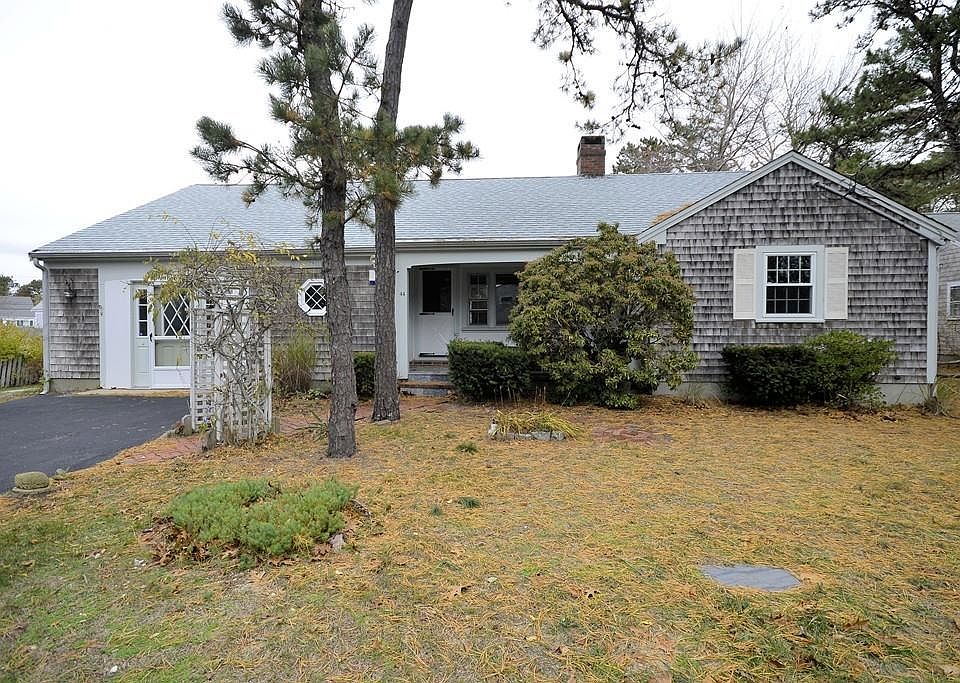 1st image of 44 S West Dr