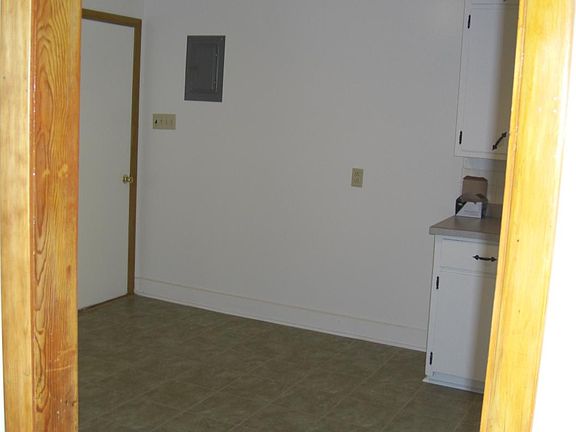 4th image of 1442 Bachtold Ave