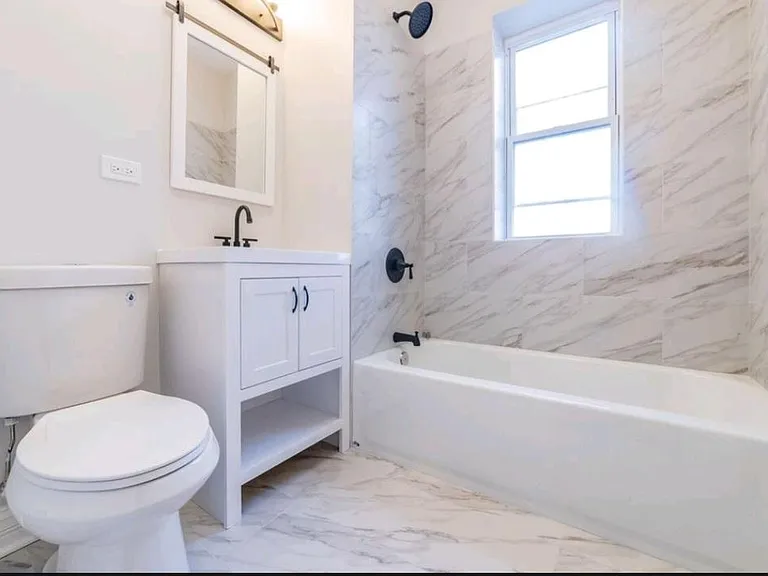 5826 S Michigan Ave #2 — Photo 10