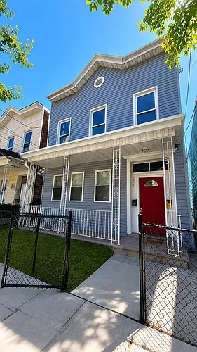 535 28th St #2 Photo 1