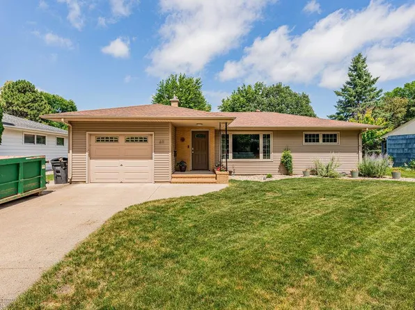 611 19th Ave S, Fargo, ND 58103