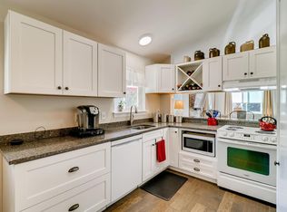 6866 Countryside Ln, Longmont, CO 80503