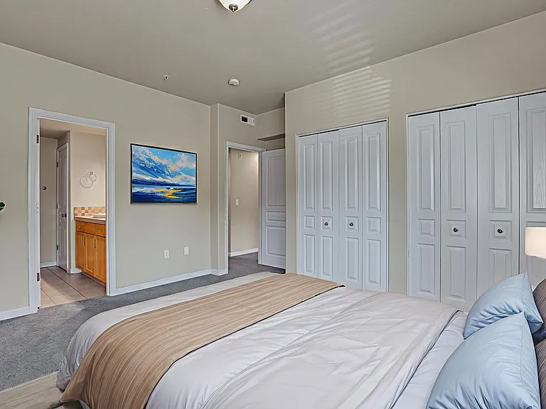 #144 TABOR POINTE APARTMENTS — Photo 2