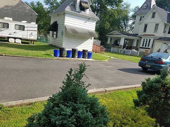 Parking and Trash area