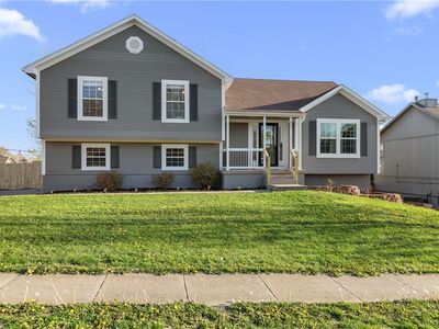 957 NW Dogwood Dr, Grain Valley, MO, 64029