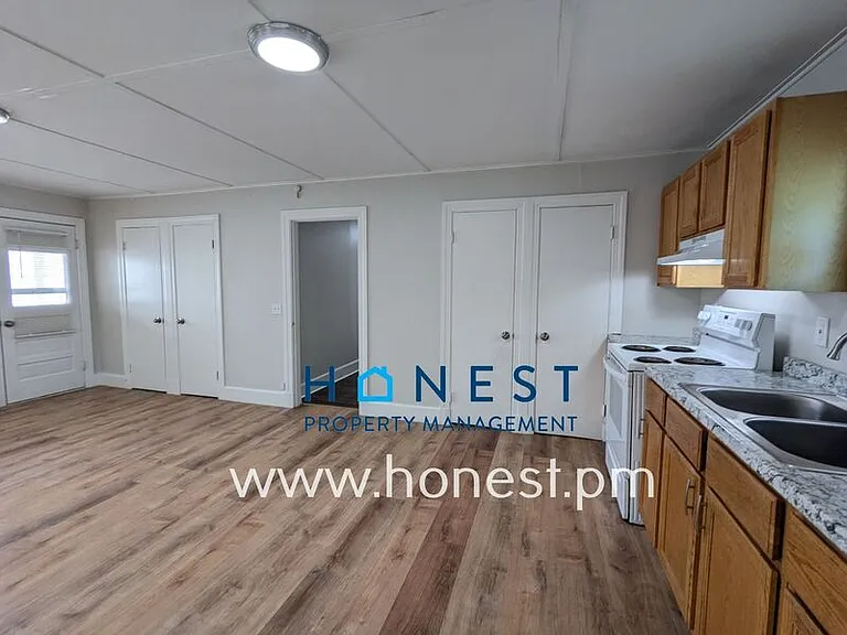 110 Silver St #3 — Photo 8