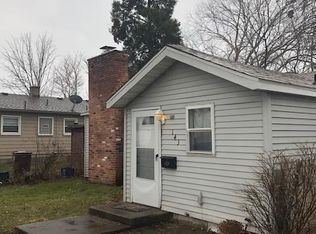 143 N Edgemont St, Belleville, MI 48111