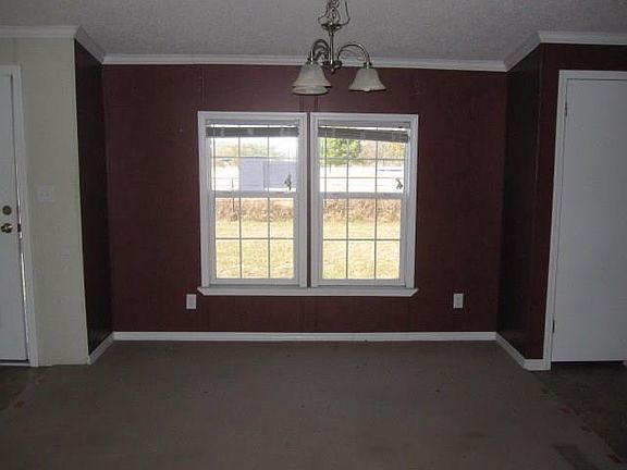 4th image of 23066 Pettijohn Springs Rd