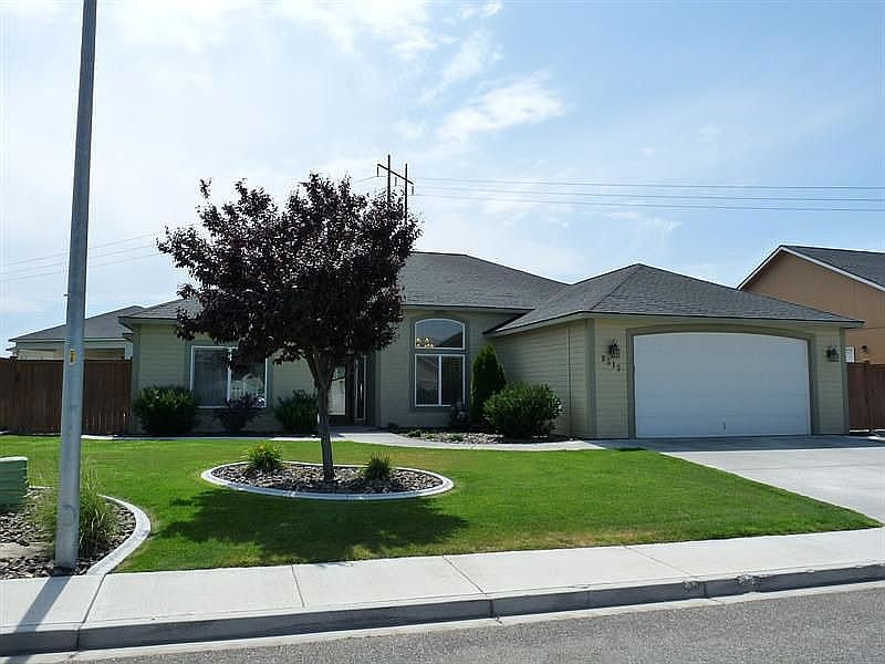 1st image of 8513 W Clearwater Pl
