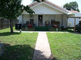 719 W 18th St, Ada, OK 74820