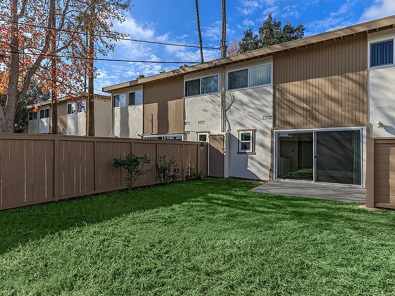 Sea Breeze Rental Townhomes — Photo 24