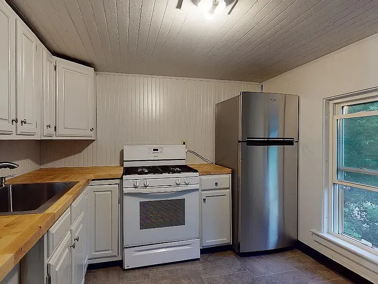 21 Hyde St #2 — Photo 2