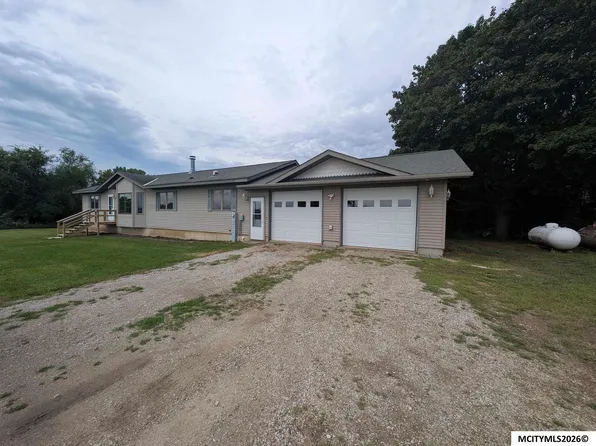 6486 Partridge Ave, Rockwell, IA 50469