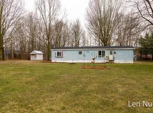 8658 Elm Ln, Saranac, MI 48881