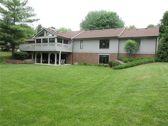 5th image of 2124 Graham Dr N