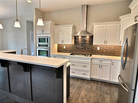 2nd image of 317 Highland Dr