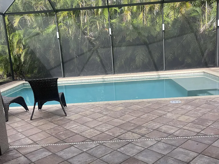 9251 Isla Bella Cir — Photo 1