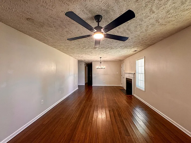 197 Brandywood Ct — Photo 6