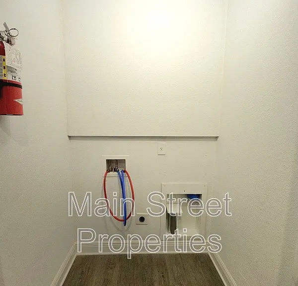 313 N Navy Blvd #1A — Photo 19