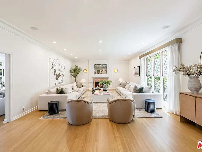 628 N Sierra Dr — Photo 37