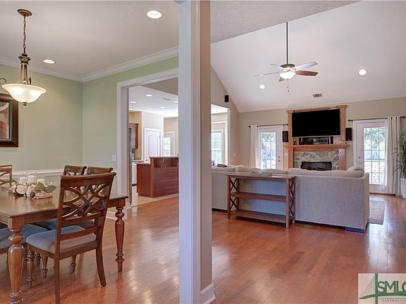 4th image of 303 Yorkshire Dr