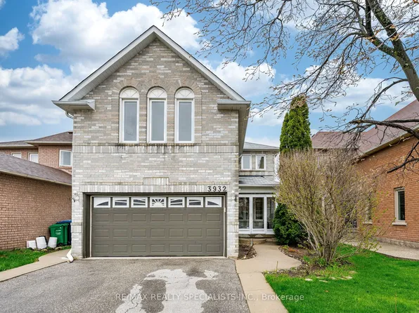 3932 Periwinkle Cres, Mississauga, ON L5N 6W6