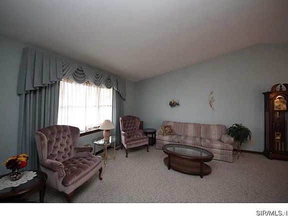5th image of 814 Knipp Ave