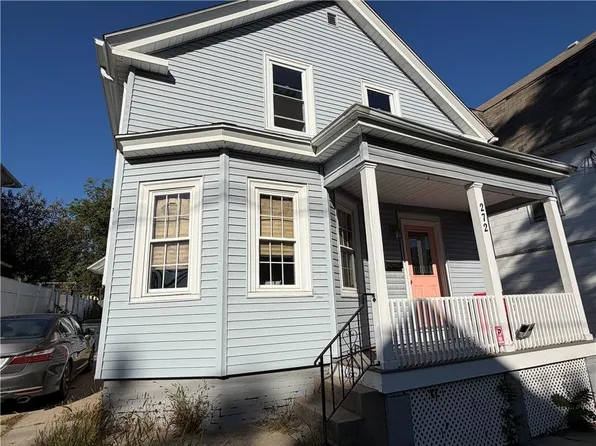 272 Veazie St, Providence, RI 02904