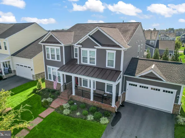 1011 Akan St SE, Leesburg, VA 20175