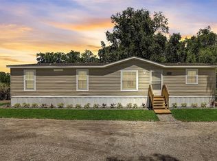 5302 Cougar Trail Ln, Plant City, FL 33565