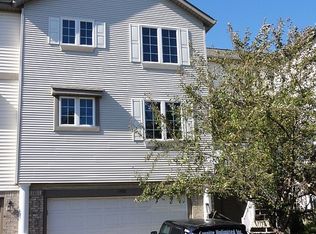 1302 McAndrews Rd E, Burnsville, MN 55337