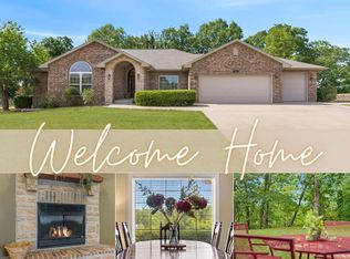 175 Live Oak Ln, Reeds Spring, MO 65737
