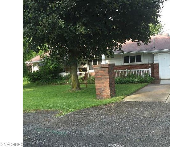 1st image of 49470 S Meadowbrook Cir