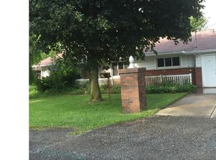 49470 S Meadowbrook Cir, East Liverpool, OH 43920