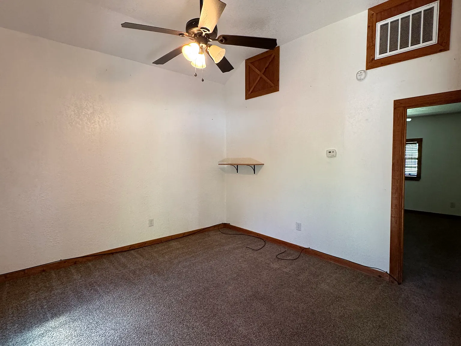 1 bed, 700 sqft, $900 — Photo 3