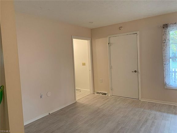 5th image of 2316 Providence Blvd