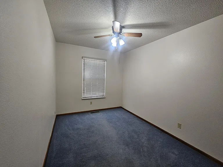4323 W 9th Street Rd #19 — Photo 14