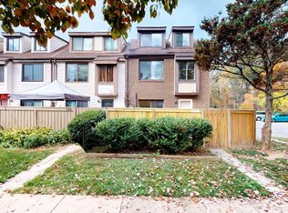 10018 Forest View Pl, Montgomery Village, MD 20886