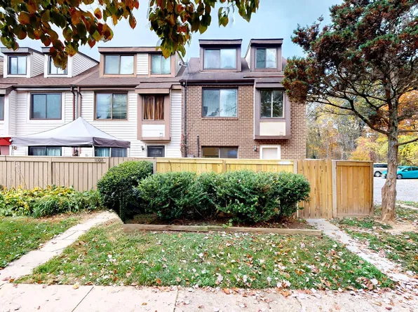 10018 Forest View Pl, Montgomery Village, MD 20886