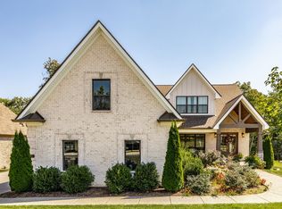 1221 Ben Forkum Dr, Lebanon, TN 37087