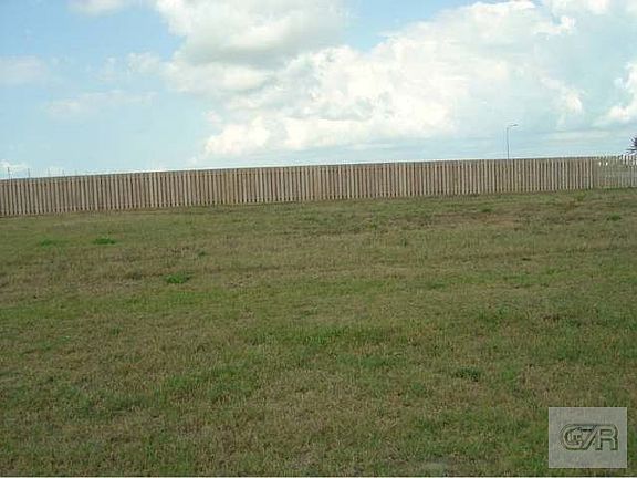 3rd image of 4106 Sea Grass Ln