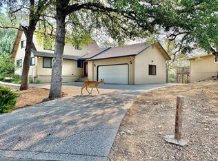 11599 Linnet Ct, Penn Valley, CA 95946